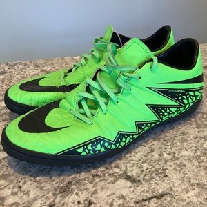 Nike Hypervenom Phelon II IC Men Indoor soccer shoes size 12 749898-307 Green